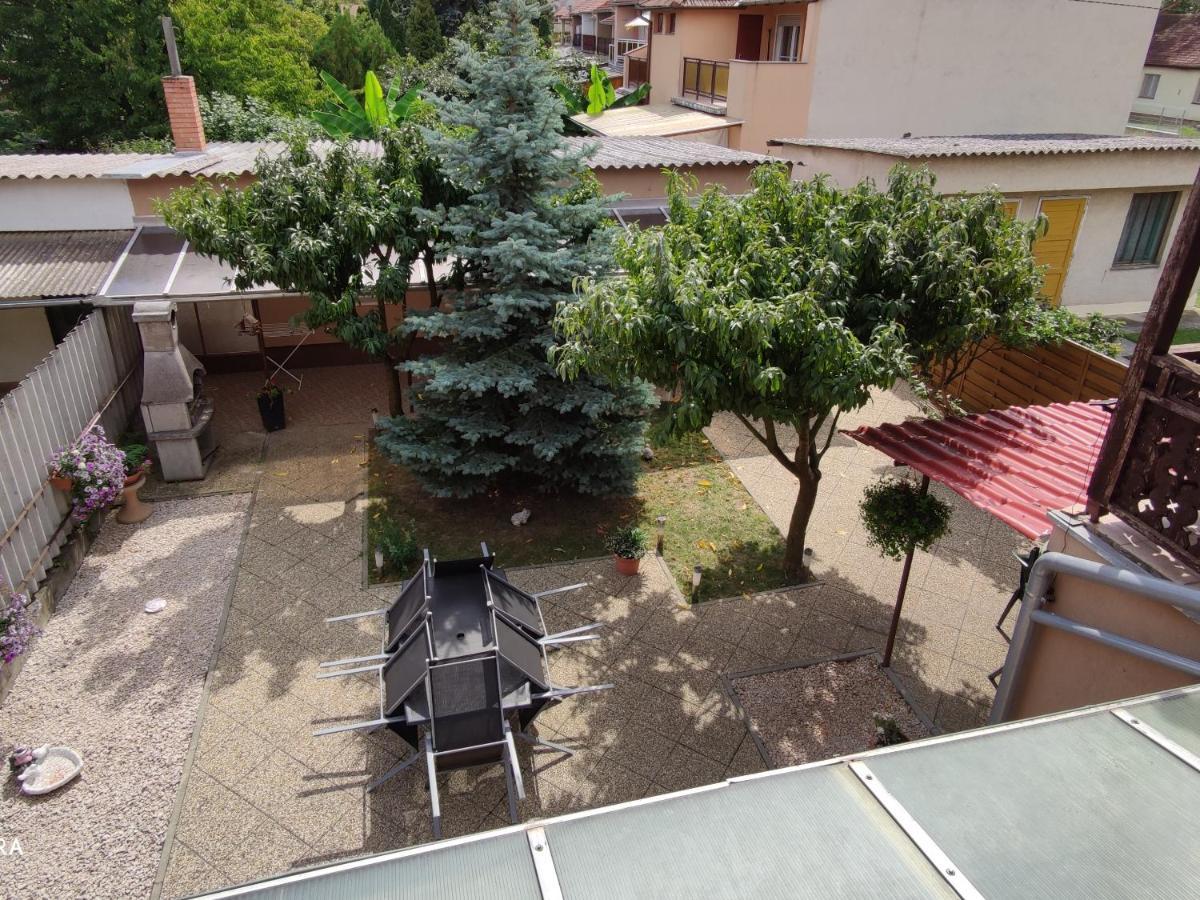 Apartman Edit Харканы Экстерьер фото