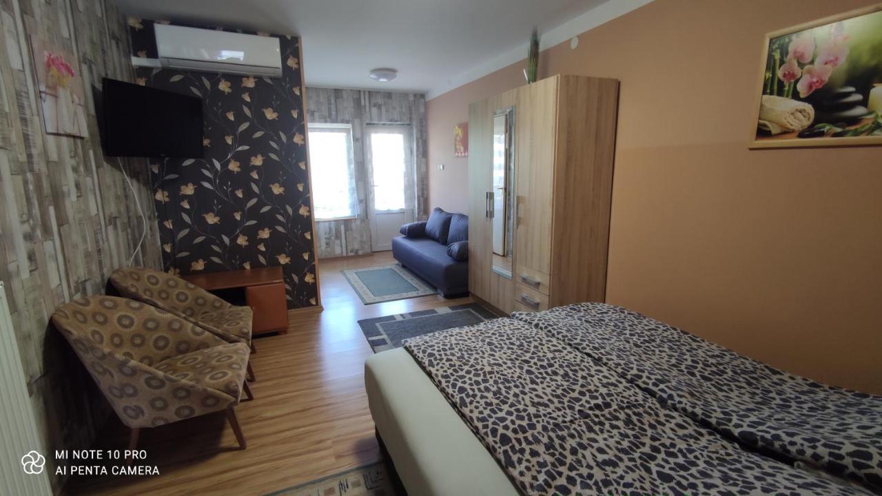Apartman Edit Харканы Экстерьер фото