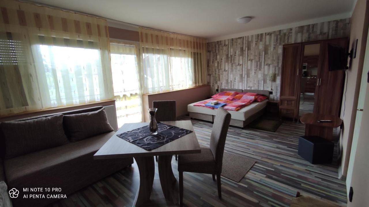 Apartman Edit Харканы Экстерьер фото
