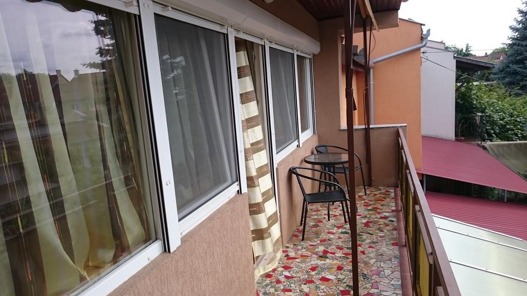 Apartman Edit Харканы Экстерьер фото